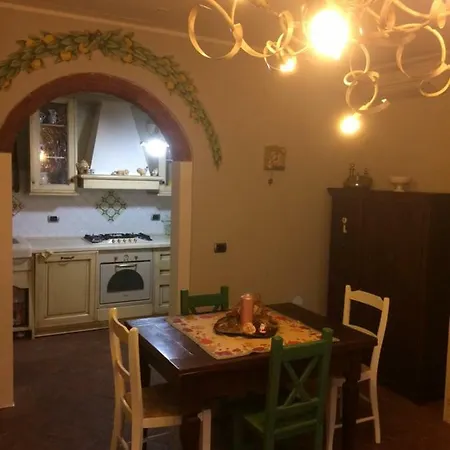 Casa Monica דירה *